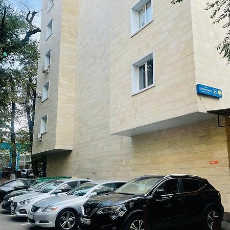 Уютная Квартира В Самом Сердце Алматы Alma-Ata Buitenkant foto