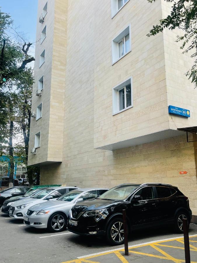 Уютная Квартира В Самом Сердце Алматы Alma-Ata Buitenkant foto
